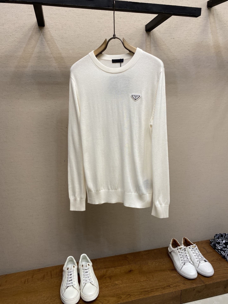 Pra*a sweater